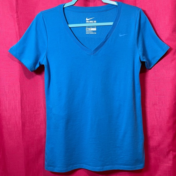 NIKE DRI FIT ATHLETIC CUT BLUE TEE SIZE M - Picture 2 of 10